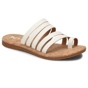 Korks Shay White Toe Loop Sandal Size 8